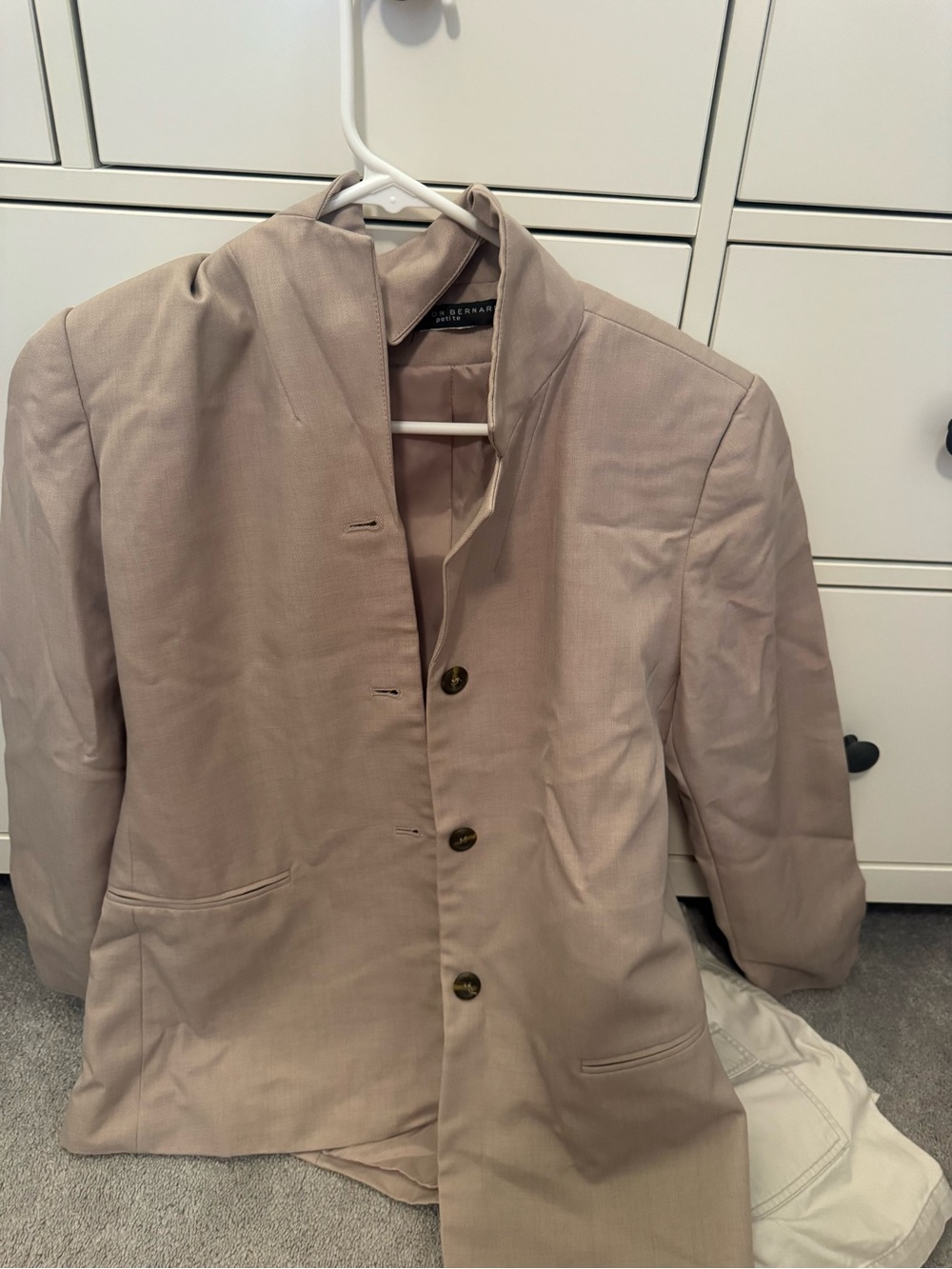 Tailored Beige Women's Blazer Jacket - Classic Minimalist Style
